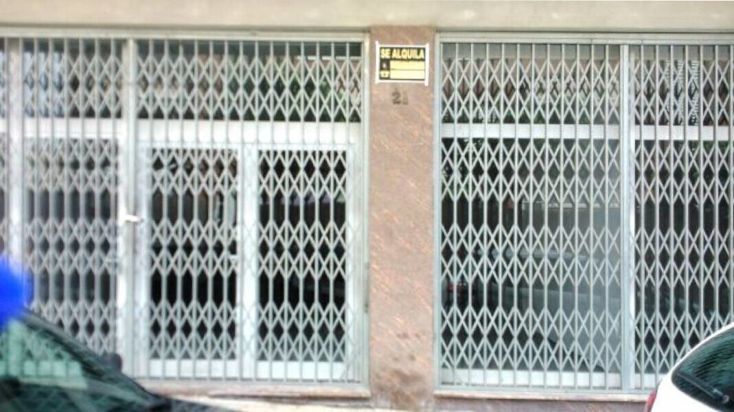 Retail in Esparreguera, Barcelona for lease Interior Photo- Image 1 of 3