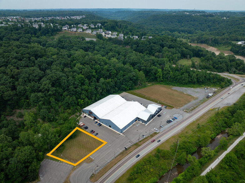 195 Montour Run Rd, Coraopolis, PA for lease - Building Photo - Image 1 of 5