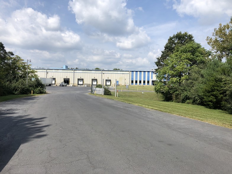 182 Johns Manville Dr, Edinburg, VA 22824 - ShenValle Logistics Park ...