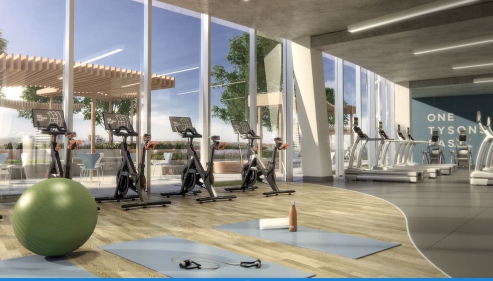 1690 Old Meadow Rd, McLean, VA for lease - Building Photo - Image 2 of 7