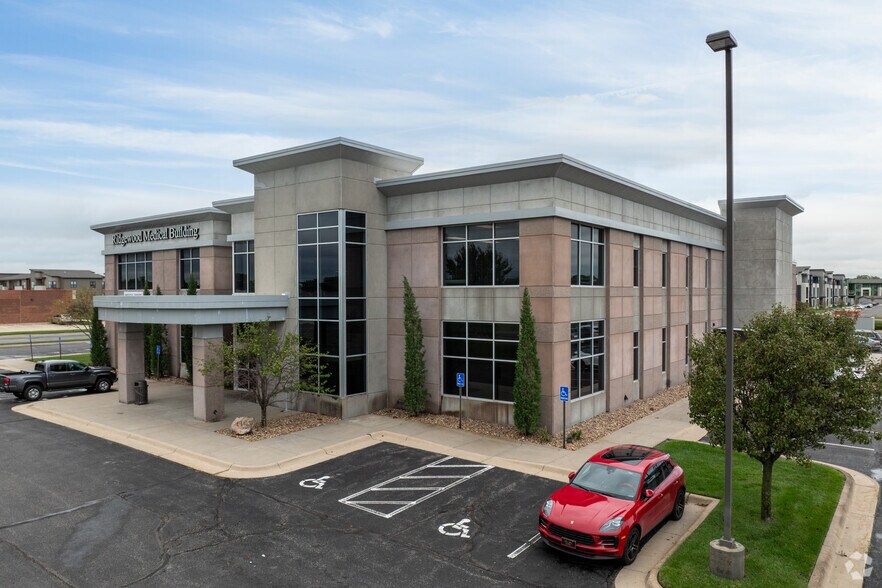 4013 N Ridge Rd, Wichita, KS for sale - Primary Photo - Image 1 of 1