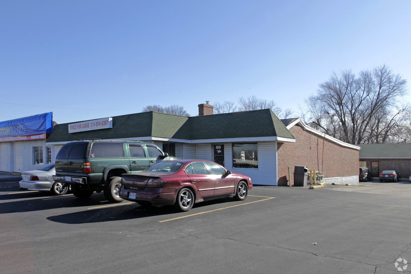 1890 N Highway 67, Florissant, MO 63033 Property Record