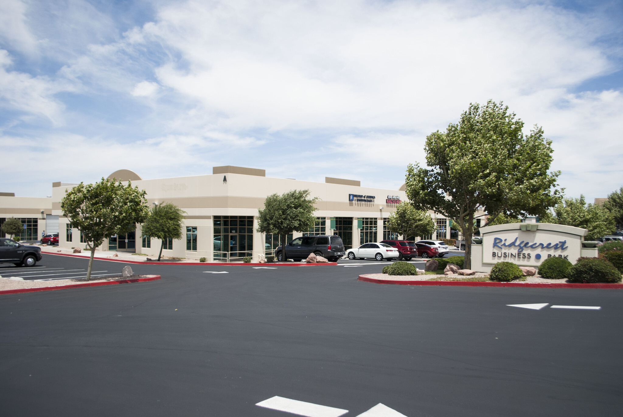 12180 Ridgecrest Rd, Victorville, CA for sale Primary Photo- Image 1 of 23