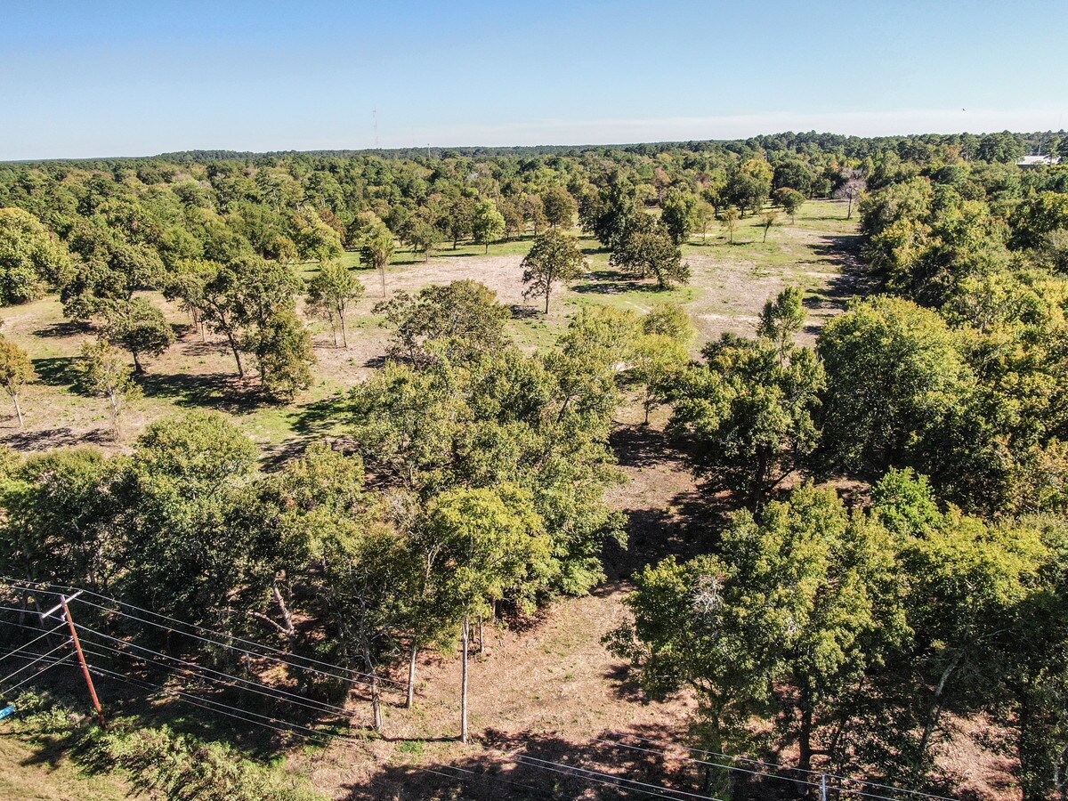 660 Highway 30, Huntsville, TX 77320