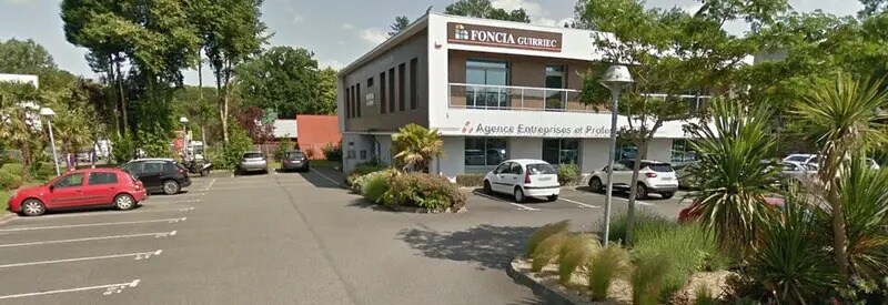 Office in Quimper for lease Building Photo- Image 1 of 2