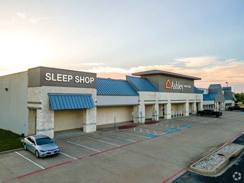 2916 Hwy 75, Sherman, TX for sale - Primary Photo - Image 1 of 1