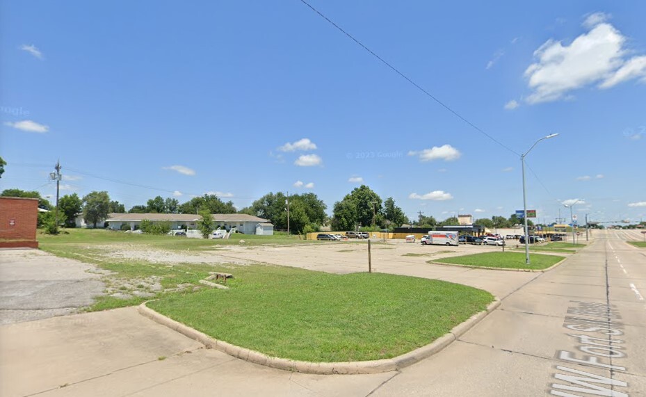 2716 NW Ft. Sill Blvd, Lawton, OK for sale - Other - Image 2 of 4