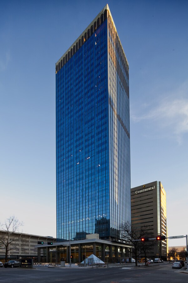 100 N Broadway Ave, Oklahoma City, OK 73102 BancFirst Tower