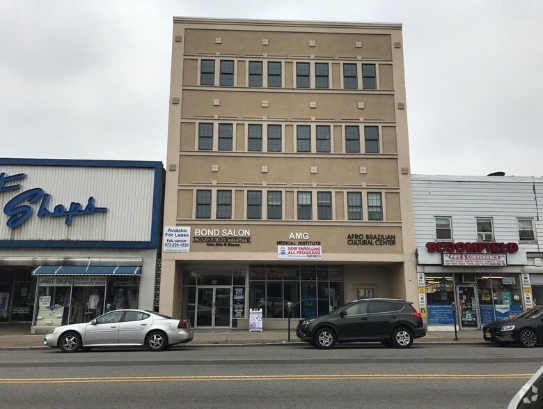 554 Bloomfield Ave, Bloomfield, NJ 07003