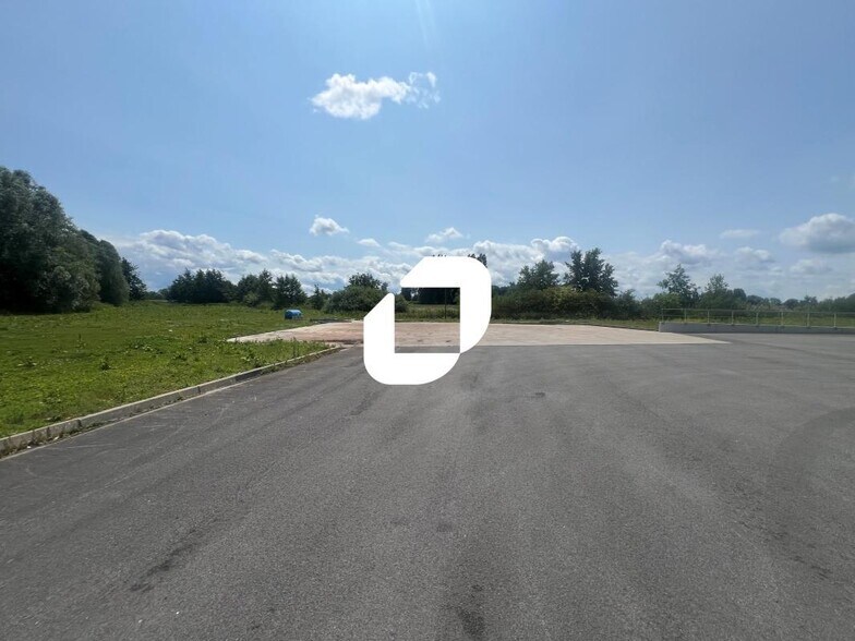 Flex in Sars-et-Rosières for lease - Aerial - Image 3 of 18