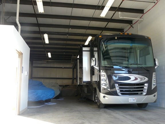 141 Christopher Way, Fox Lake, IL for lease - Building Photo - Image 3 of 6