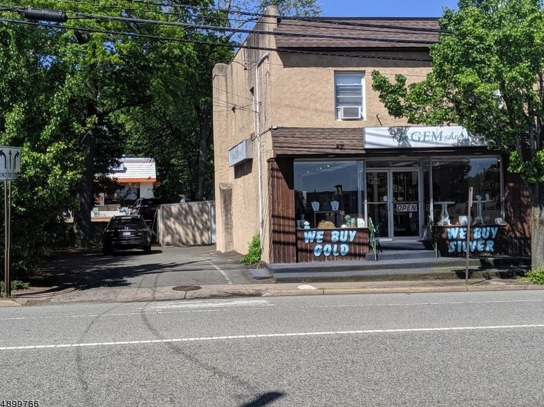 66 Godwin Ave, Midland Park, NJ for sale - Primary Photo - Image 1 of 1