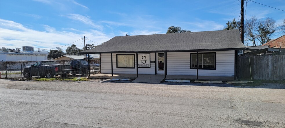 101 S San Marcos, Dripping Springs, TX for sale - Primary Photo - Image 3 of 17