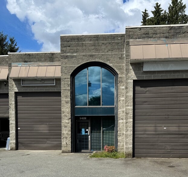 1921 Broadway St, Port Coquitlam, BC for lease - Building Photo - Image 2 of 3