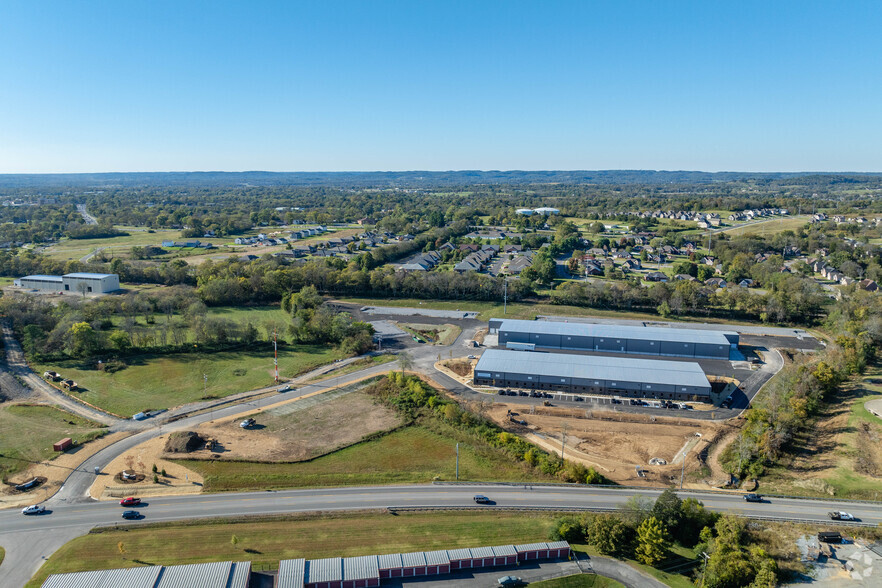 815 Aviation Ln, Gallatin, TN for lease - Aerial - Image 2 of 22