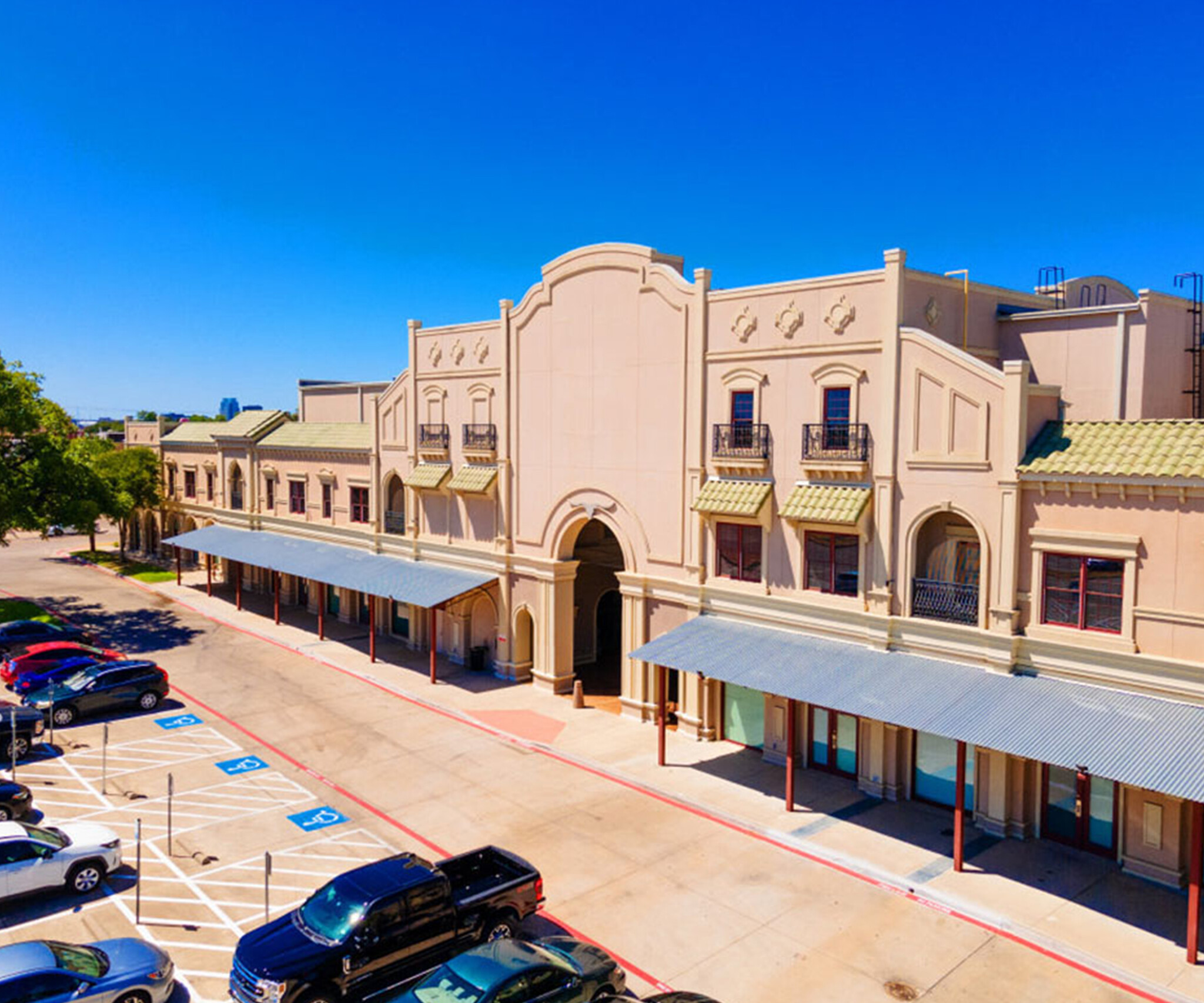 1500 N Main St, Fort Worth, TX for lease Building Photo- Image 1 of 6