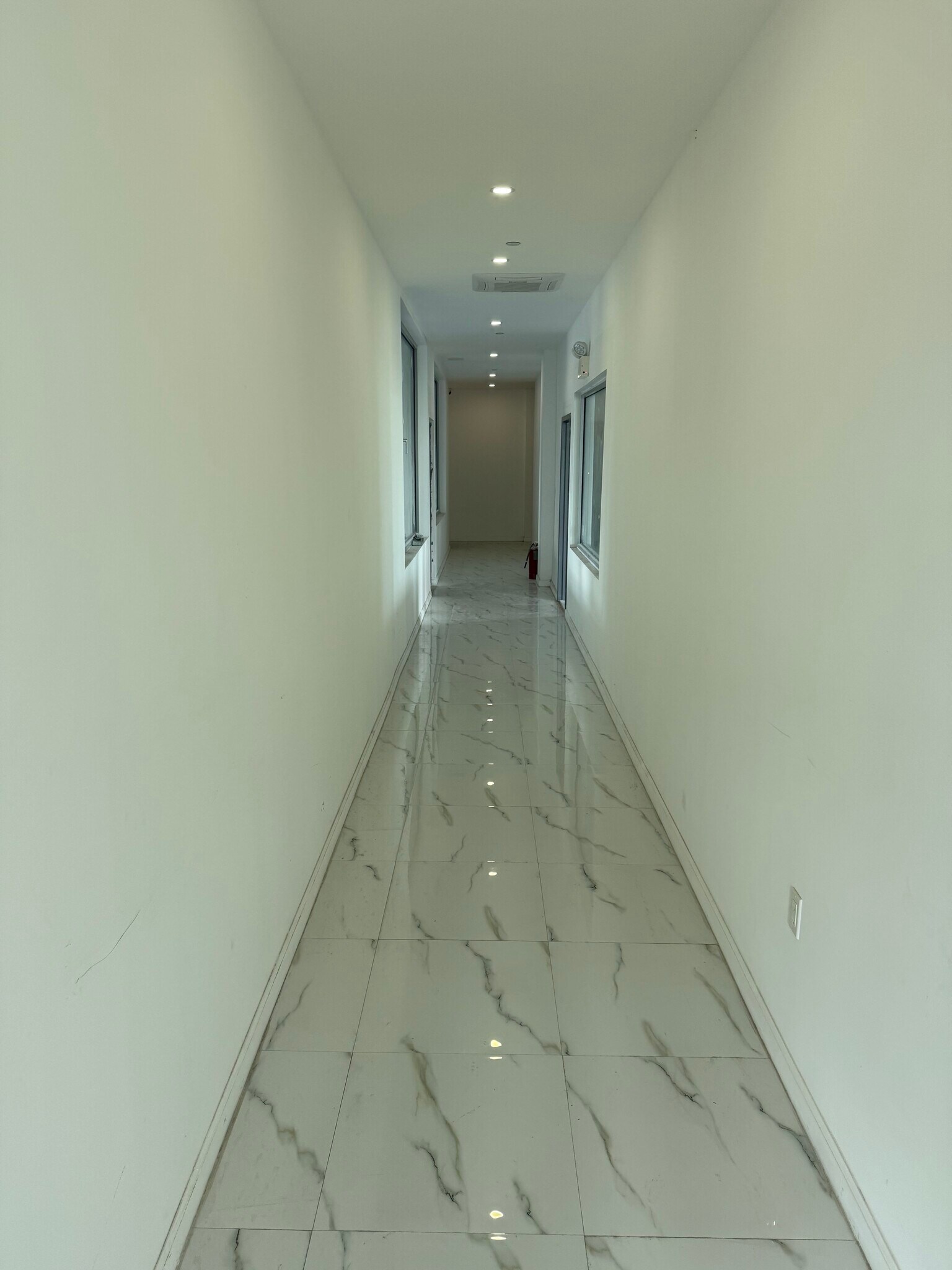 150-23 Barclay Ave, Flushing, NY for lease Interior Photo- Image 1 of 5