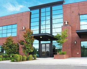 19120 SE 34th St, Vancouver, WA for lease Building Photo- Image 1 of 1