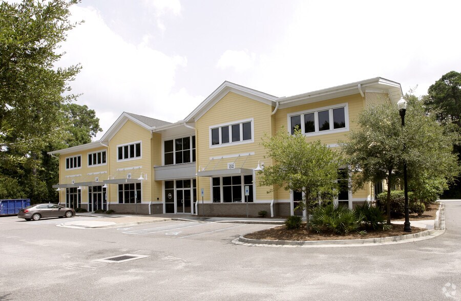 3850 Bessemer Rd, Mount Pleasant, SC for lease - Building Photo - Image 1 of 28