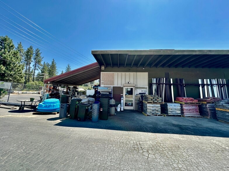 54200 Pine Crest Ave, Idyllwild-Pine Cove, CA for sale - Building Photo - Image 2 of 36