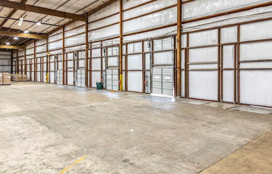 801 Riverbarge Rd, Monroe, LA for sale - Building Photo - Image 3 of 10