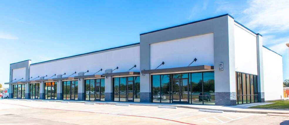 13123 Hiram Clarke Rd, Houston, TX for lease - Building Photo - Image 1 of 2