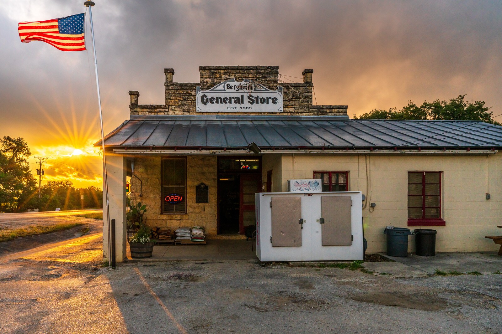 843 State Highway 46 E, Bergheim, TX 78004