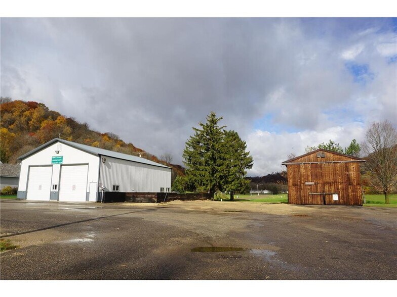 W1142 County Road S, Plum City, WI 54761