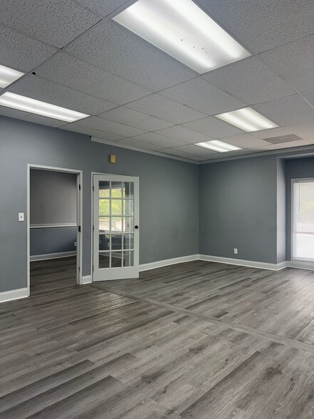 3040 Holcomb Bridge Rd, Norcross, GA for lease - Lobby - Image 1 of 31