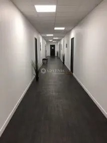 Office in Trappes for sale Interior Photo- Image 1 of 5