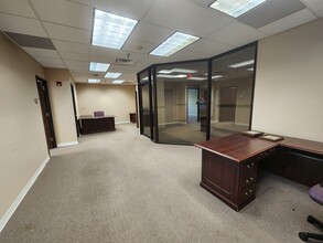 1 Civic Center Plz, Poughkeepsie, NY for lease Interior Photo- Image 2 of 6