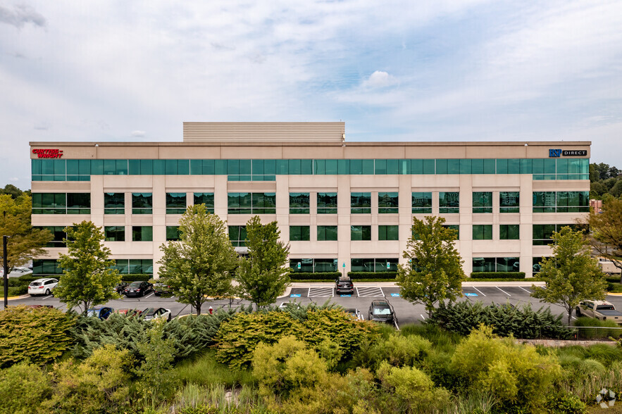 20130 Lakeview Center Pl, Ashburn, VA for lease - Building Photo - Image 2 of 5