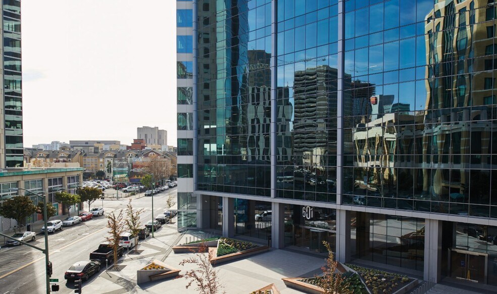 601 12th St, Oakland, CA for lease - Building Photo - Image 1 of 7