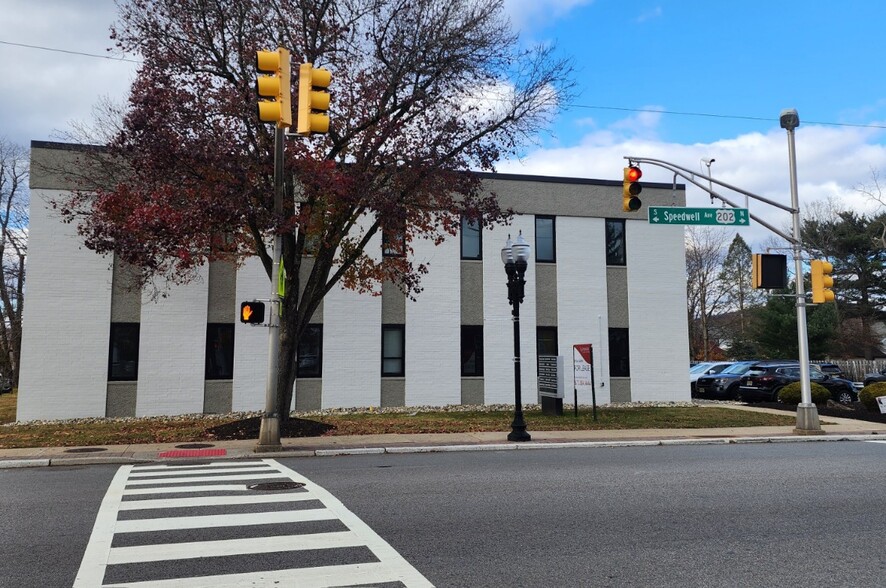 520 Speedwell Ave, Morris Plains, NJ for lease - Building Photo - Image 1 of 7