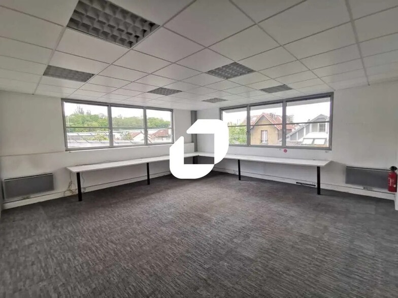 65 Avenue François Vincent Raspail, Arcueil for lease - Building Photo - Image 3 of 14