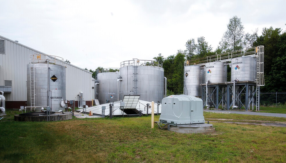 641 Ridge Rd, Chazy, NY for lease - Building Photo - Image 3 of 21