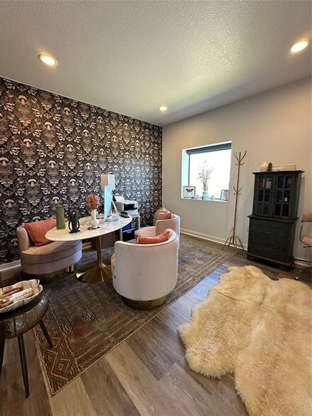 30307 Ranch Road 12, Dripping Springs, TX for lease - Interior Photo - Image 3 of 22