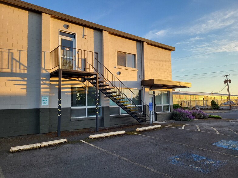 555 Conger St, Eugene, OR for lease - Building Photo - Image 3 of 18