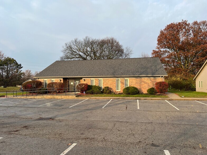 2350 Briggs Rd, Columbus, OH 43223