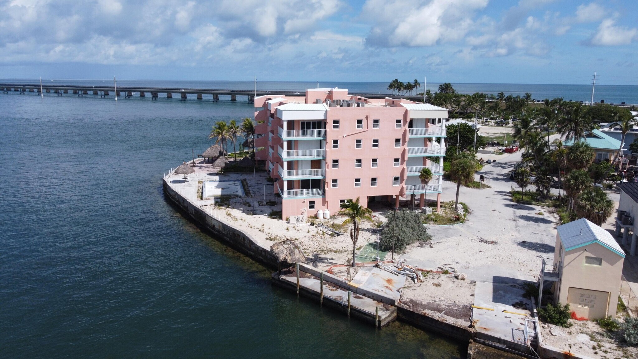 1 Kyle Way S, Marathon, FL 33050 Hawks Nest Marathon