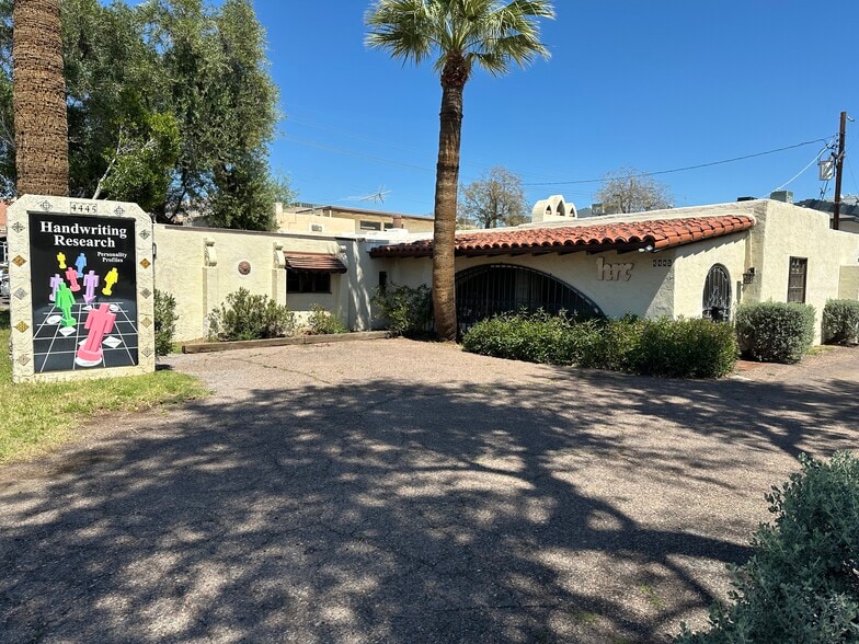 4445 N 24th St, Phoenix, AZ for sale - Building Photo - Image 2 of 18