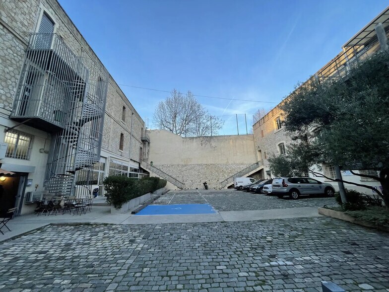 50 Rue Louis Grobet, Marseille for lease - Building Photo - Image 1 of 3