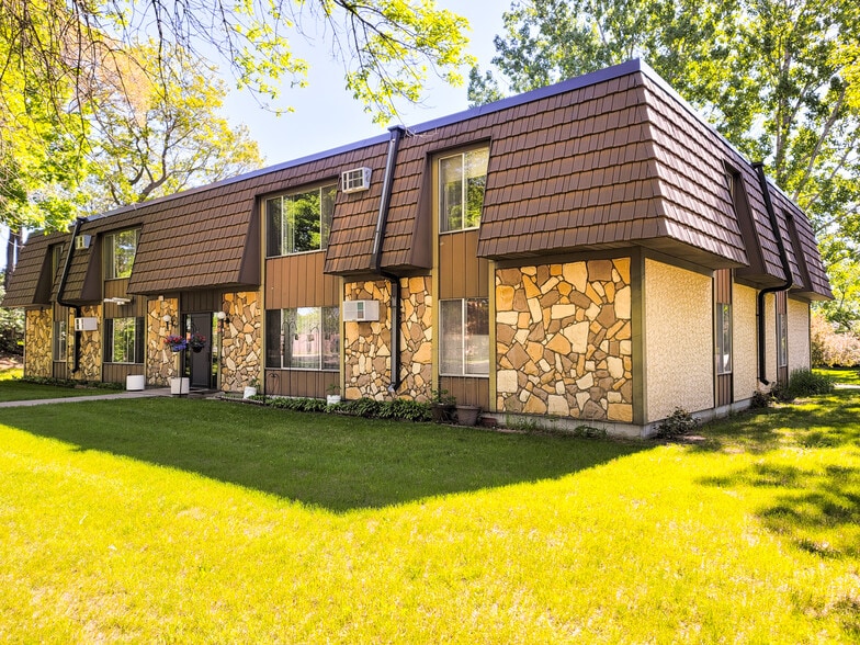 Little Falls, MN Multi-Family Offering portfolio of 1 properties for sale on LoopNet.com - Building Photo - Image 1 of 9