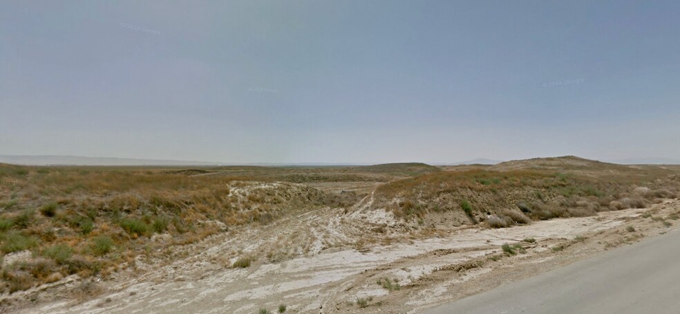 Holloway Rd, Lost Hills, CA for sale - Building Photo - Image 3 of 5