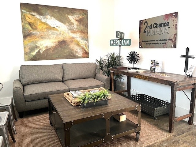 241 W 38th St, Indianapolis, IN for sale - Building Photo - Image 2 of 9