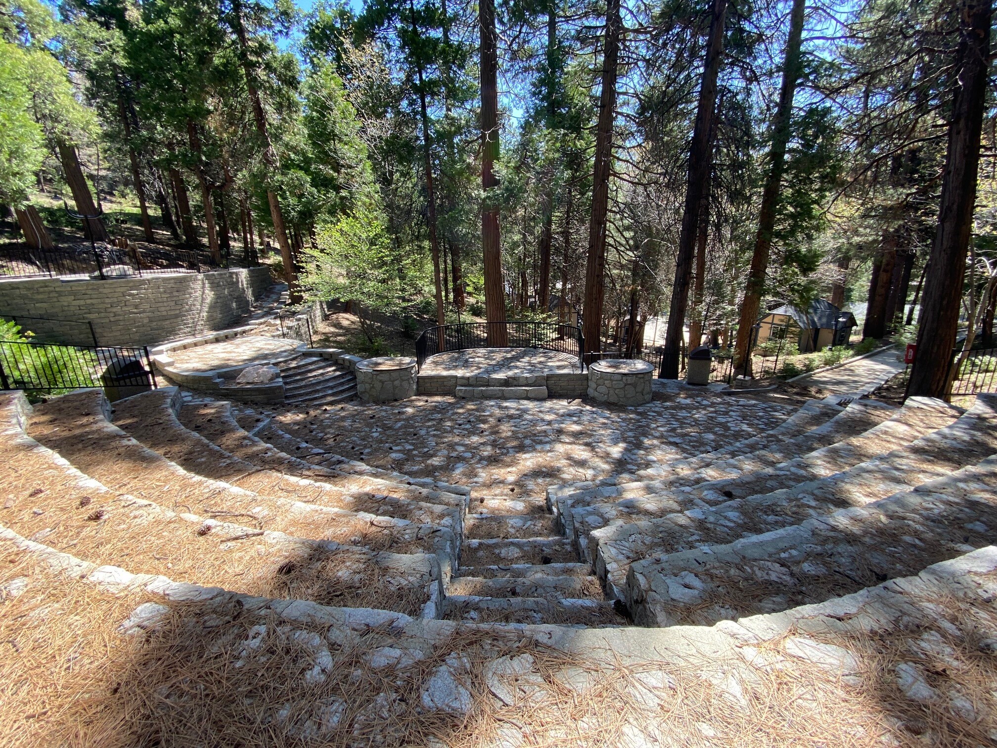 480 Cottage Grove Rd, Lake Arrowhead, CA for sale Building Photo- Image 1 of 1