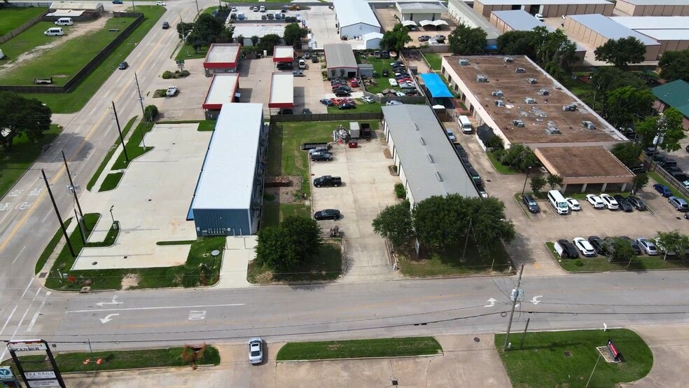 5305 5th St, Katy, TX for sale - Commercial Listing Video - Image 2 of 18