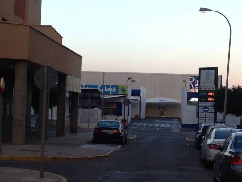Retail in El Ejido, Almería for sale - Building Photo - Image 2 of 3