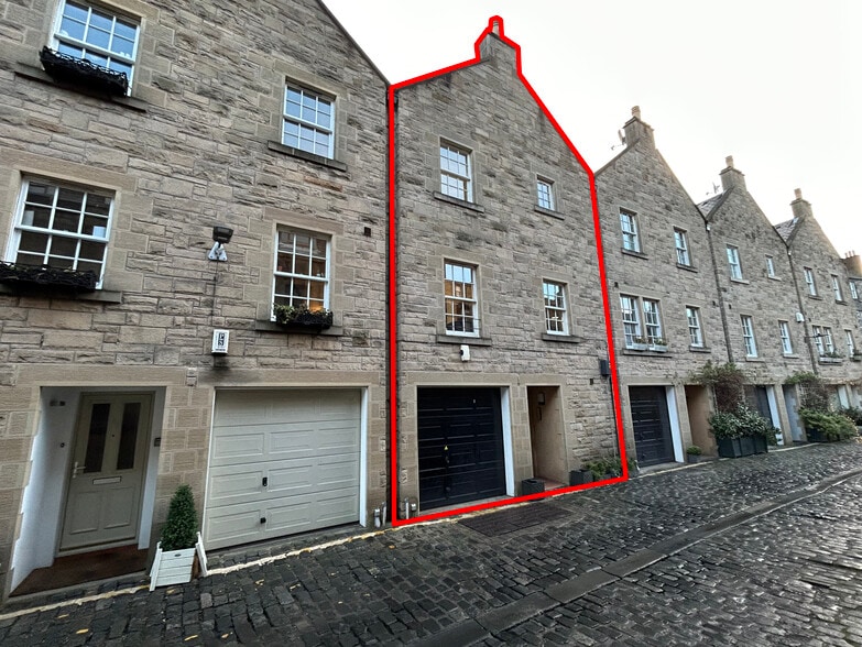 36 Atholl Crescent Ln, Edinburgh, EH3 8ET Office for Sale