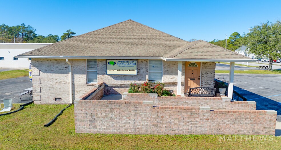 3707 Symi Cir, Morehead City, NC for sale - Building Photo - Image 2 of 3